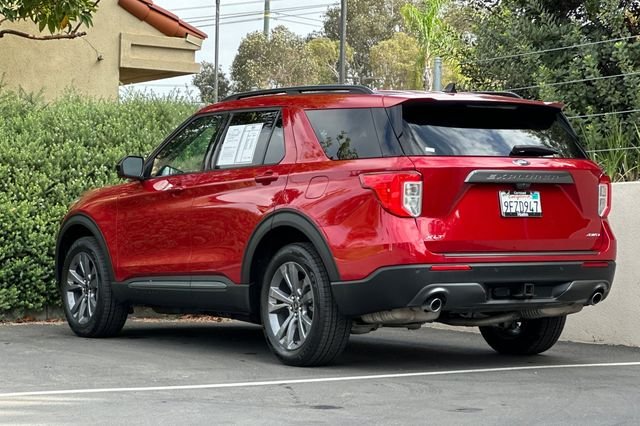 Used 2022 Red Ford XLT image 3