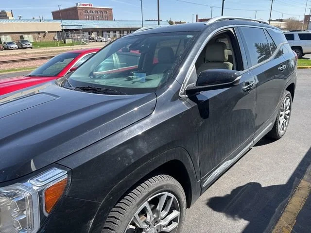 2022 GMC Terrain Denali AWD's photo