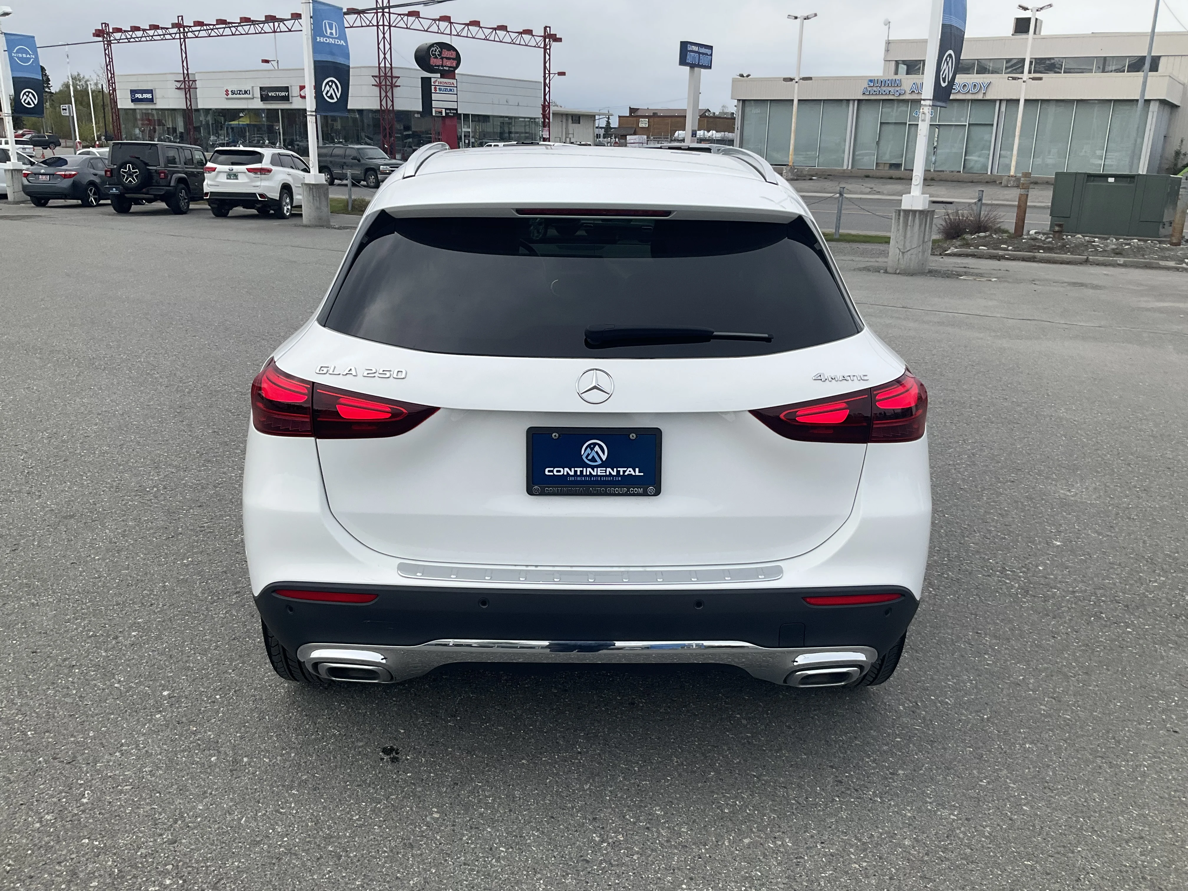 Used 2025 White Mercedes-Benz GLA 250 image 4