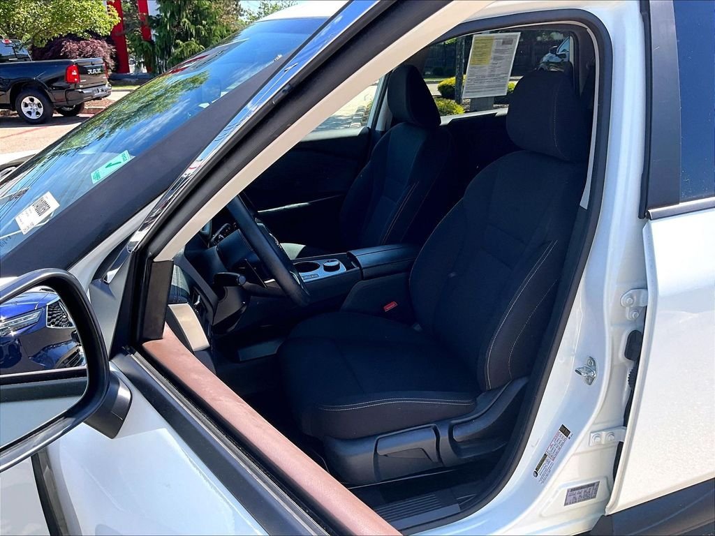 Certified Used 2023 White Nissan S image 10