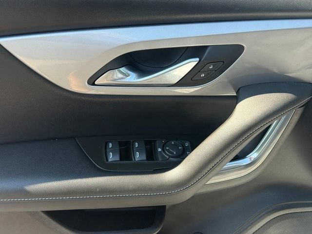 Used 2024 Summit White Chevrolet 2LT image 15