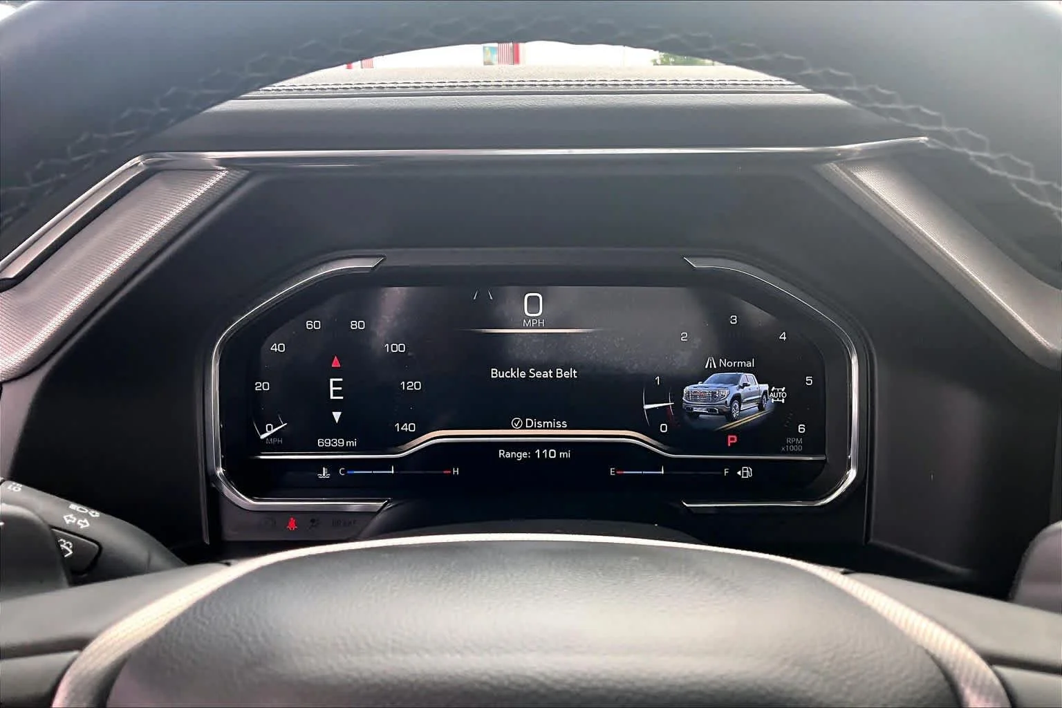 Used 2025 Onyx Black GMC Denali image 26
