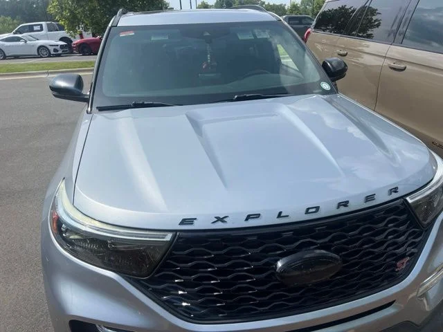Used 2020 Silver Ford ST image 3