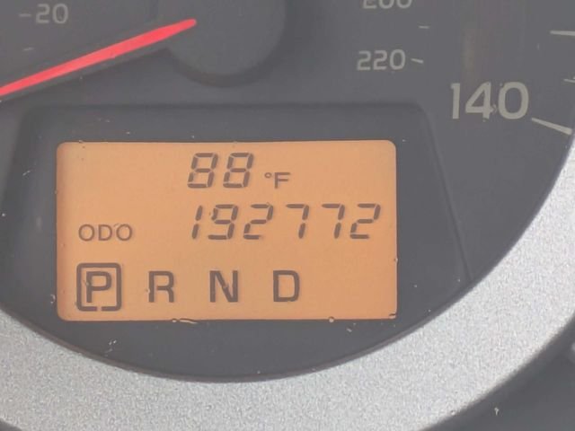 Used 2011 Brown Toyota Base image 31