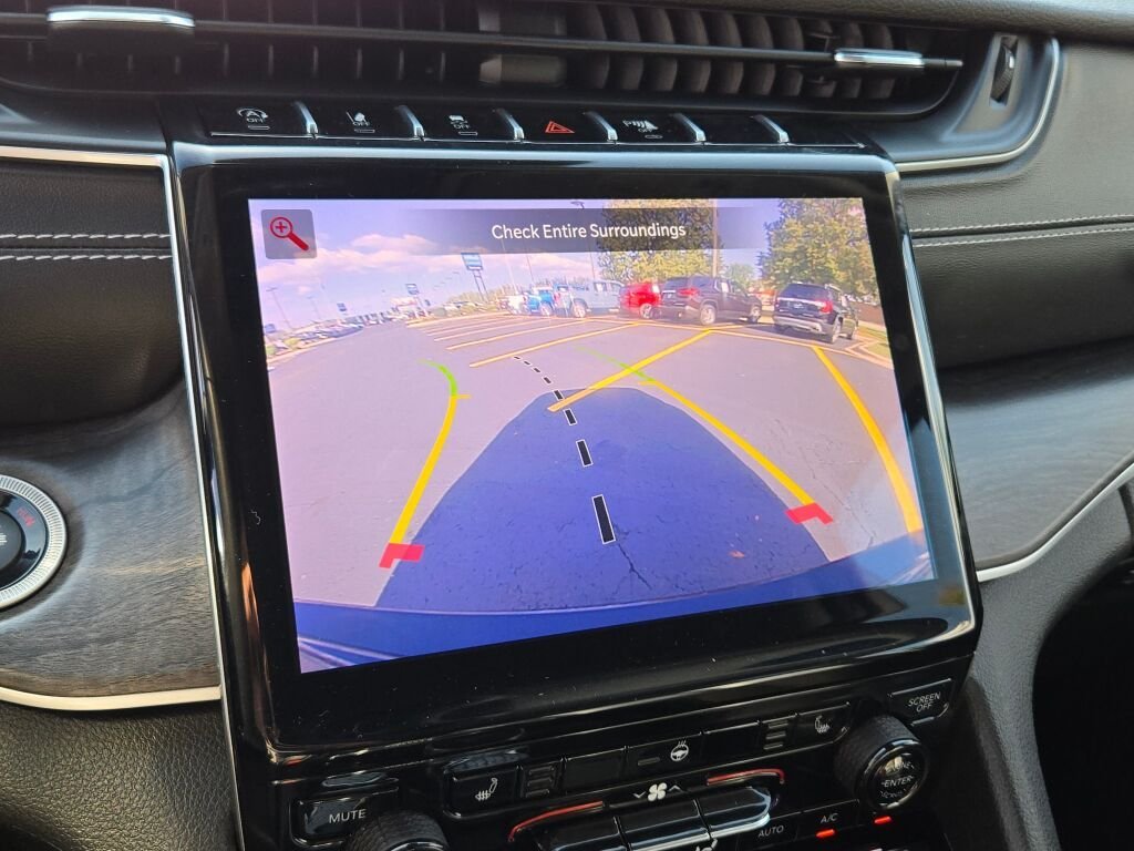 2023 Jeep Grand Cherokee Limited - Photo 29