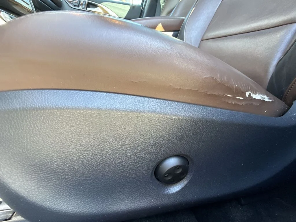 Used 2017 Black INFINITI Premium image 12