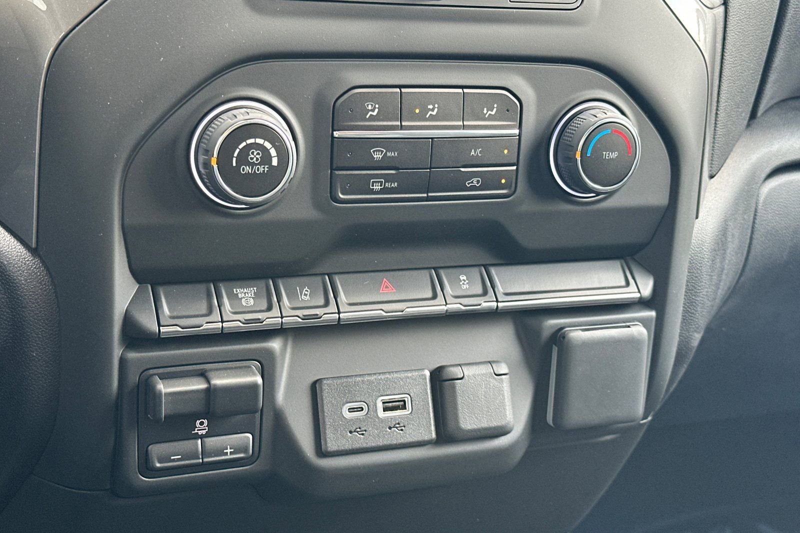 2024 Chevrolet Silverado 3500 HD Work Truck - Photo 18