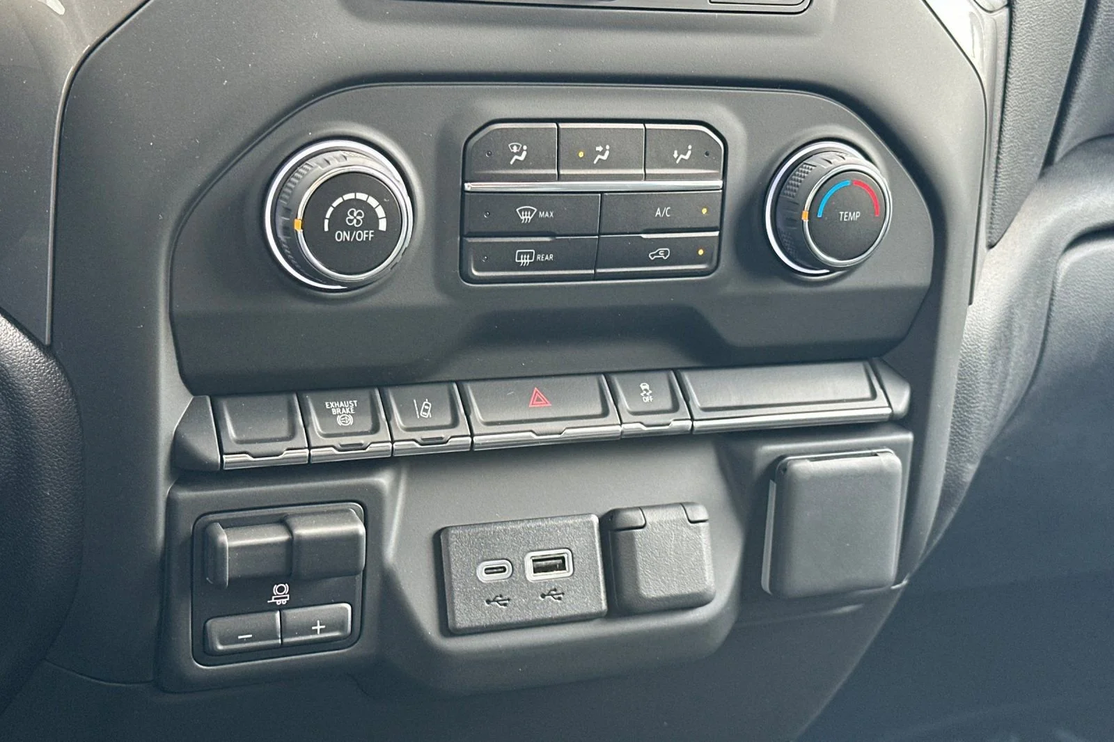 2024 Chevrolet Silverado 3500 HD Work Truck - Photo 18