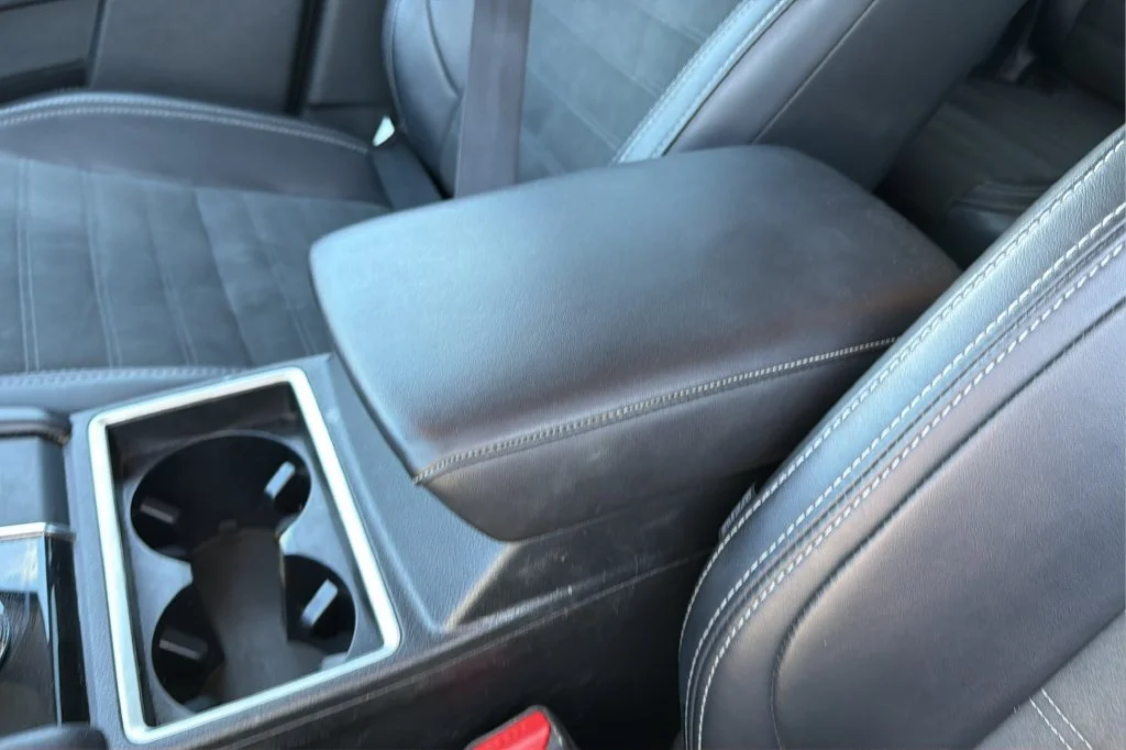 Used 2024 Black Mitsubishi SE image 27