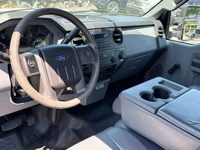 Used 2016 Oxford White Ford XL image 11