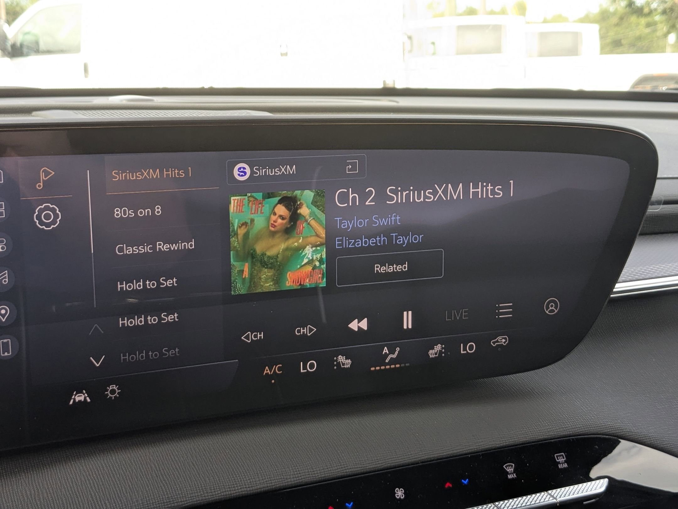 2026 Buick Enclave Sport Touring - Photo 12