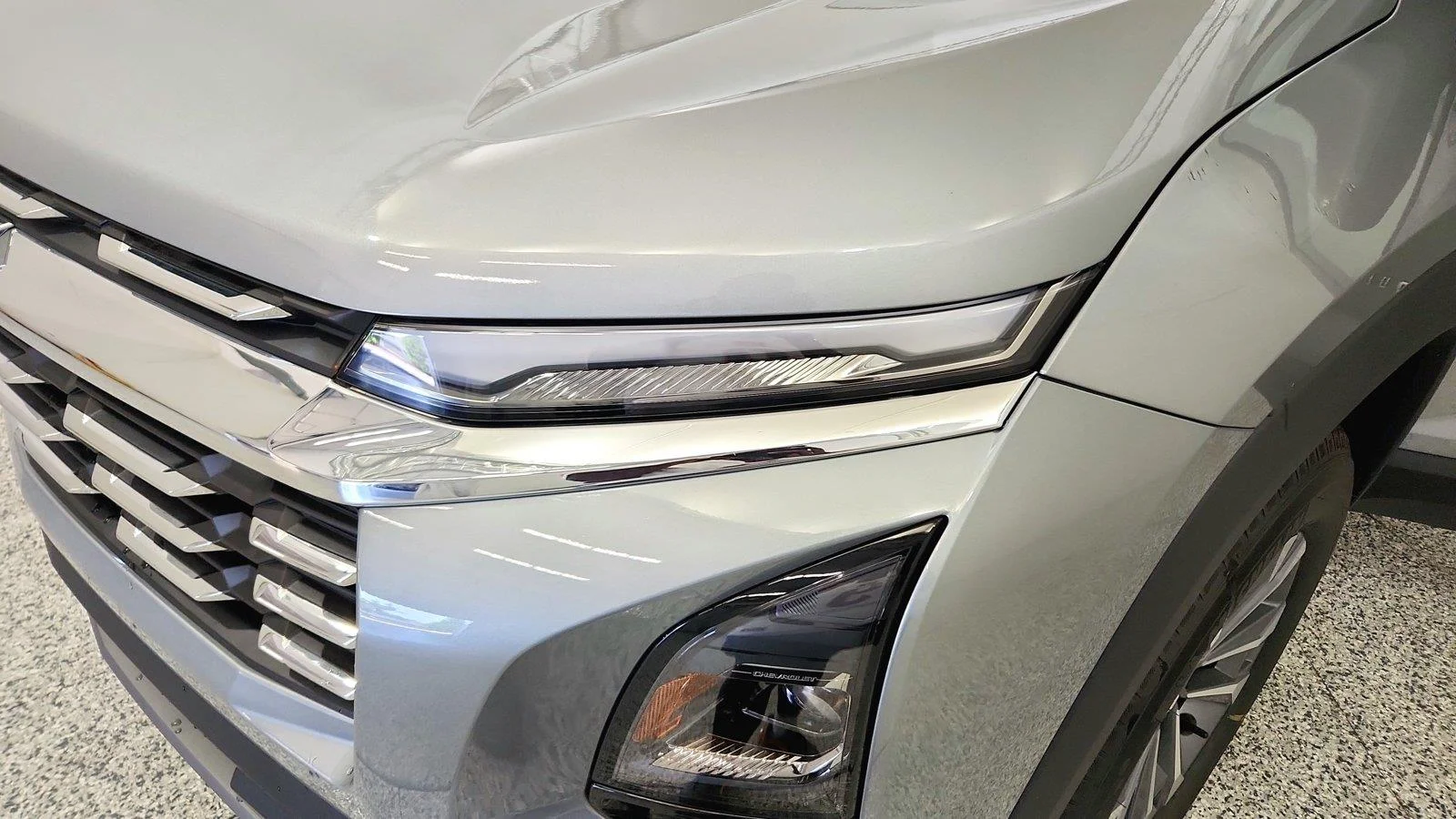 2027 Chevrolet Equinox LT - Photo 31