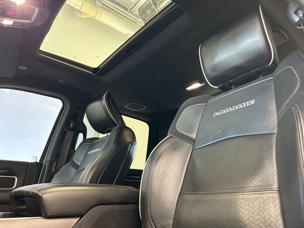 Used 2021 Diamond Black Ram Laramie image 15