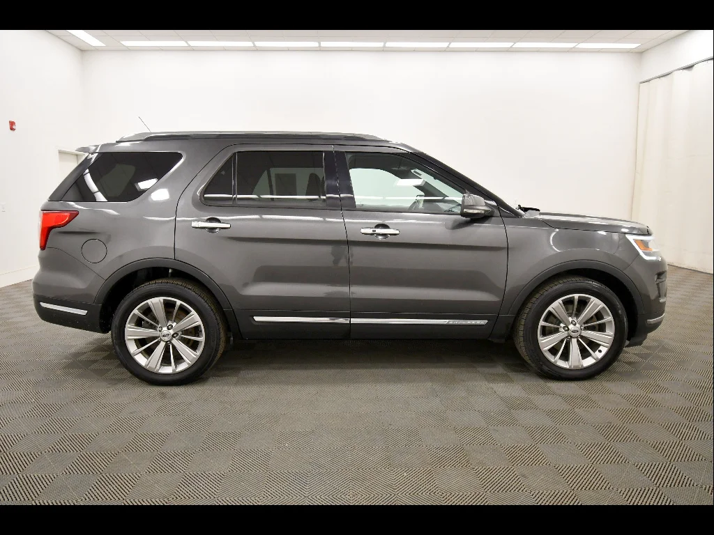 2018 Ford Explorer Limited - Photo 9