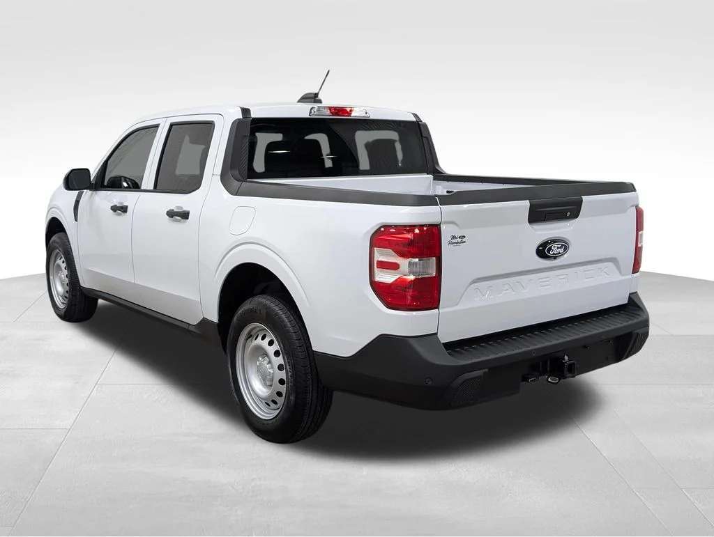 New 2026 Oxford White Ford XL image 18