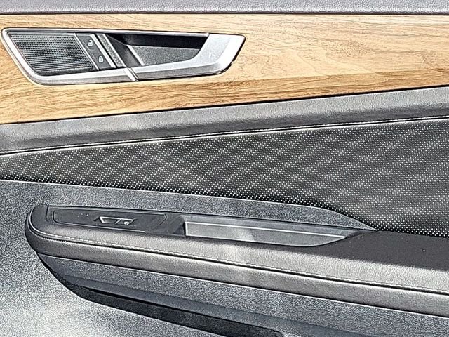 2026 Volkswagen Atlas SE w/Tech - Photo 18