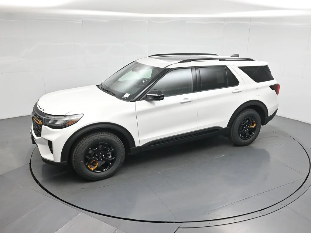 2026 Ford Explorer Tremor - Photo 40