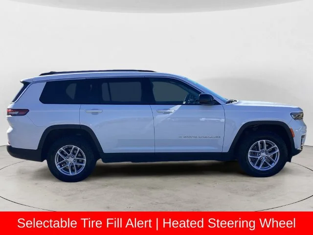 Used 2023 Bright White Clearcoat Jeep Laredo image 6