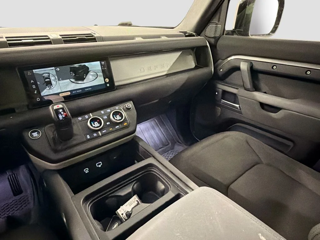 Used 2023 Gray Land Rover Standard image 23