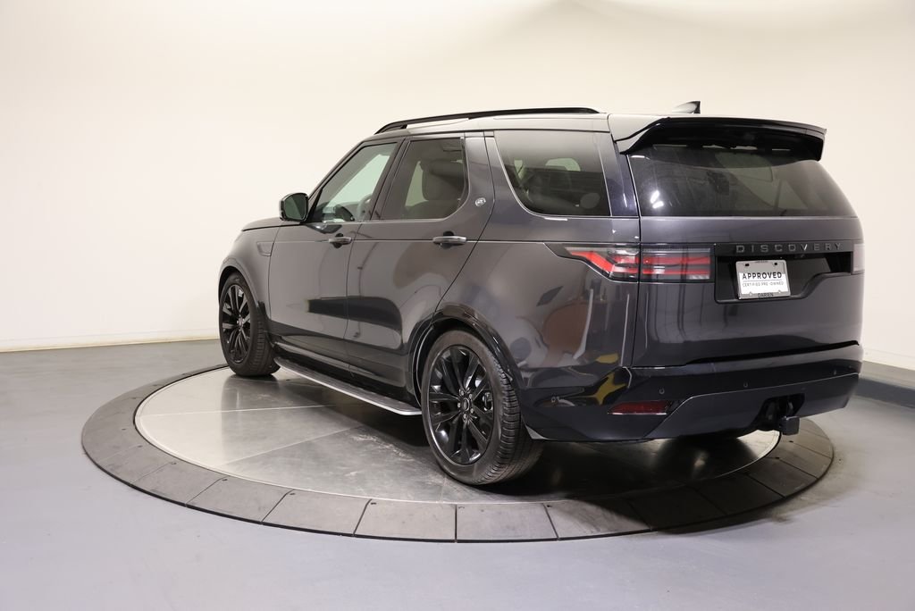 Certified Used 2026 Carpathian Gray Premium Metallic Land Rover Dynamic SE image 3