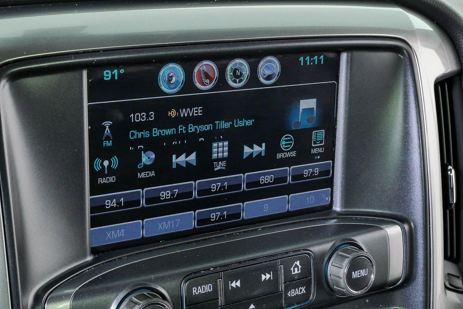 Used 2017 GRAPHITE METALLIC Chevrolet LT image 14