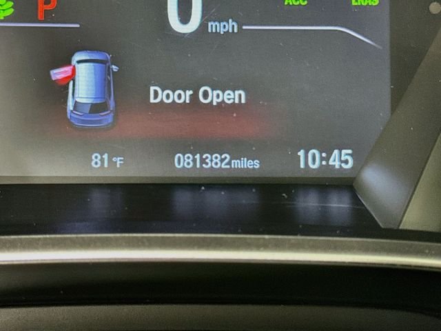 Used 2019 White Honda EX image 19