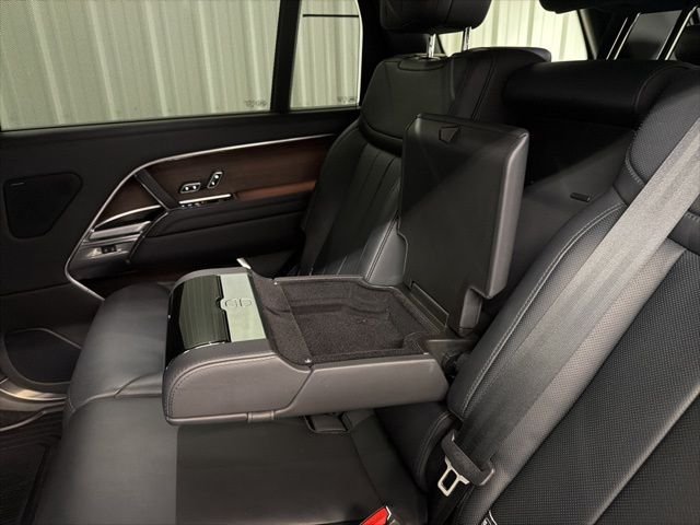 2023 Land Rover Range Rover SE - Photo 14