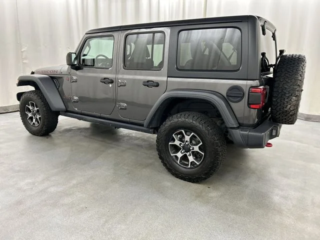 Used 2018 Gray Jeep Unlimited Rubicon image 3