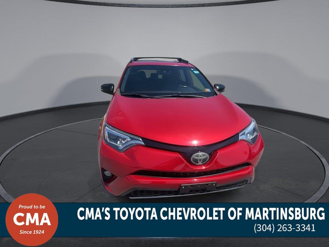 Used 2017 Barcelona Red Metallic Toyota SE image 3