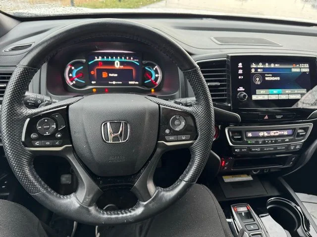 Used 2021 White Honda Elite image 15