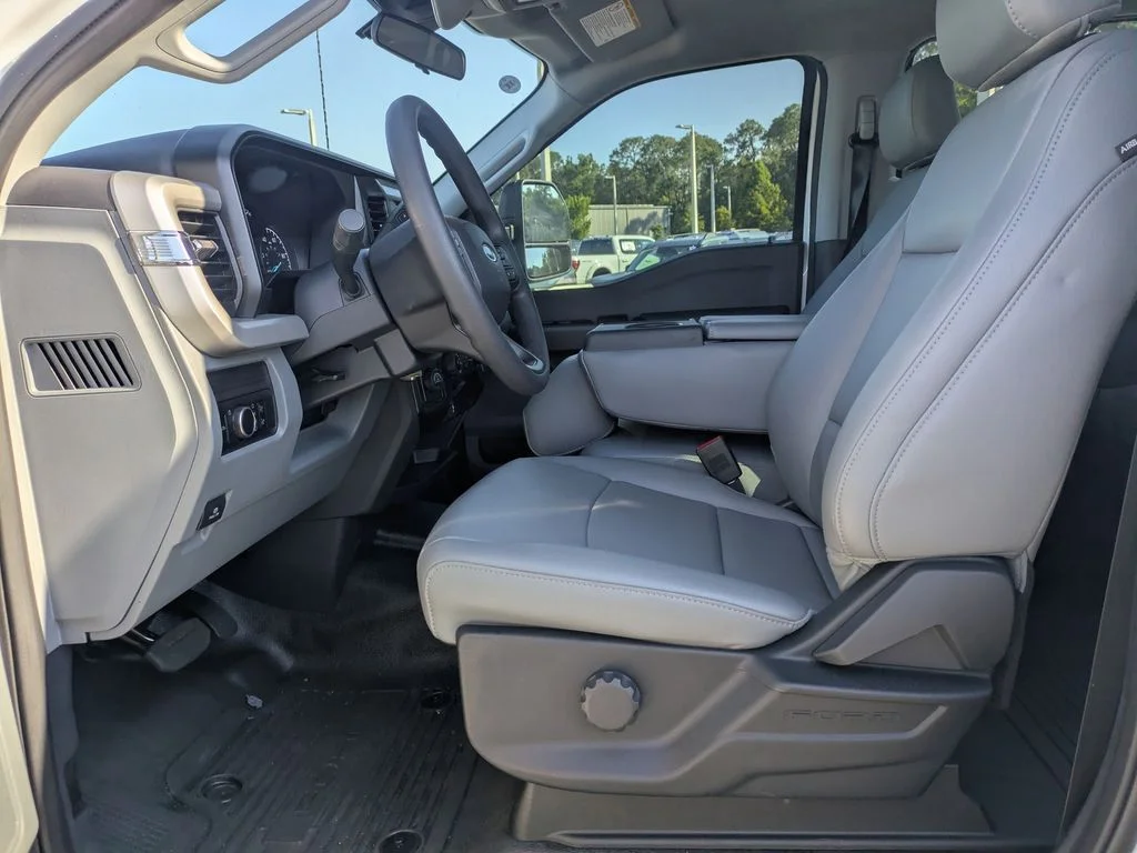 2026 Ford F-250 Super Duty XL - Photo 13