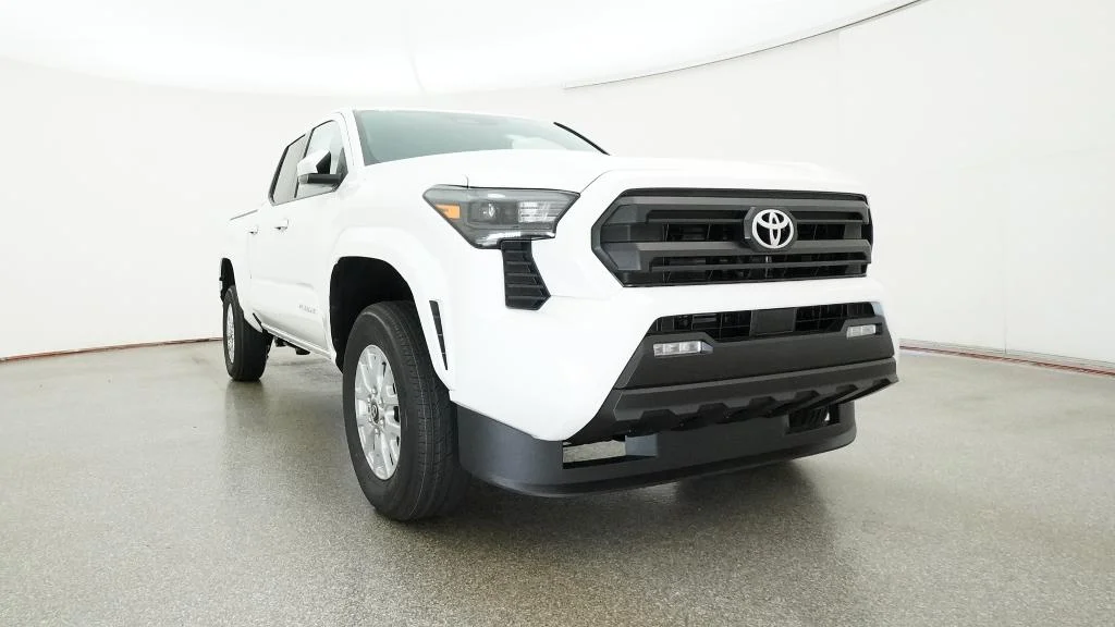 New 2026 Ice Cap Toyota SR5 image 7