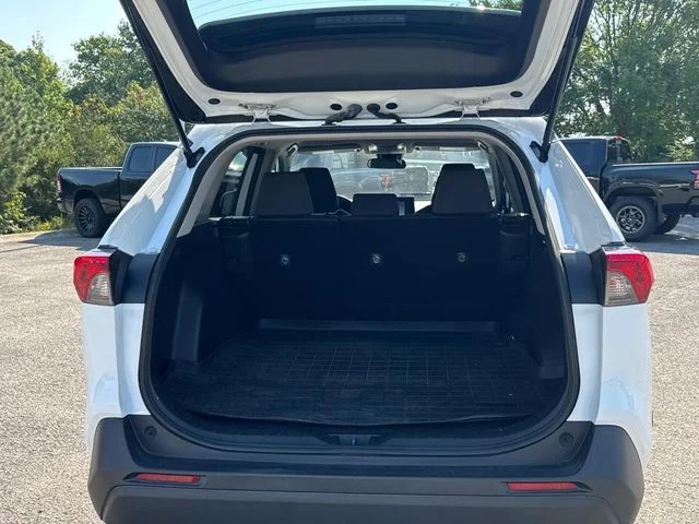 Used 2021 White Toyota XLE image 18