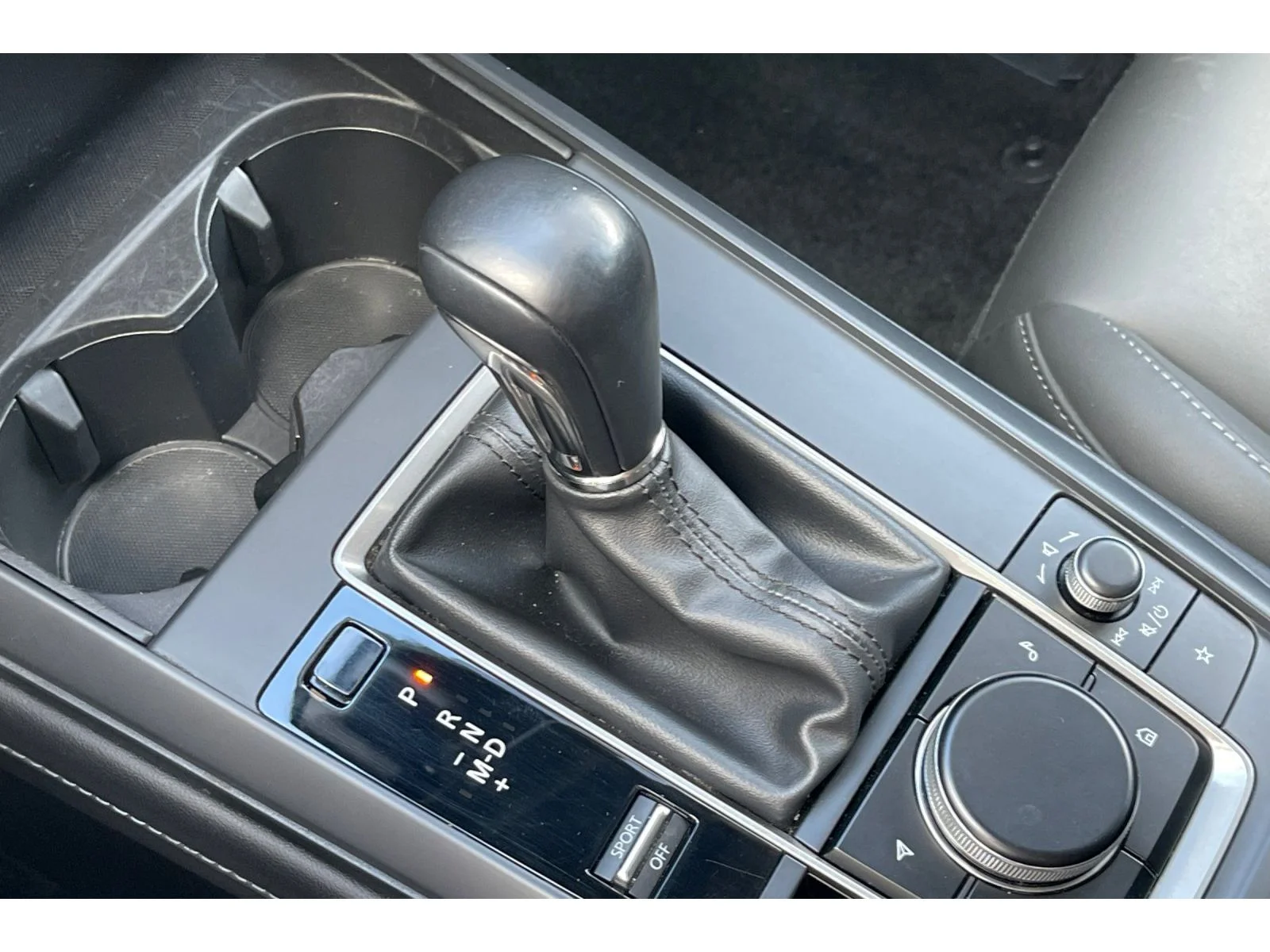 Used 2023 SNOWFLAKE WHITE P Mazda 2.5 S Select Package image 33