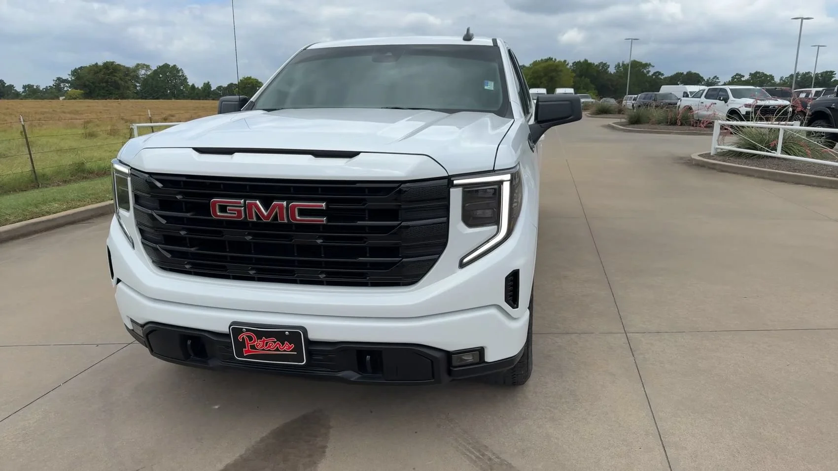 Used 2025 Summit White GMC Elevation image 4