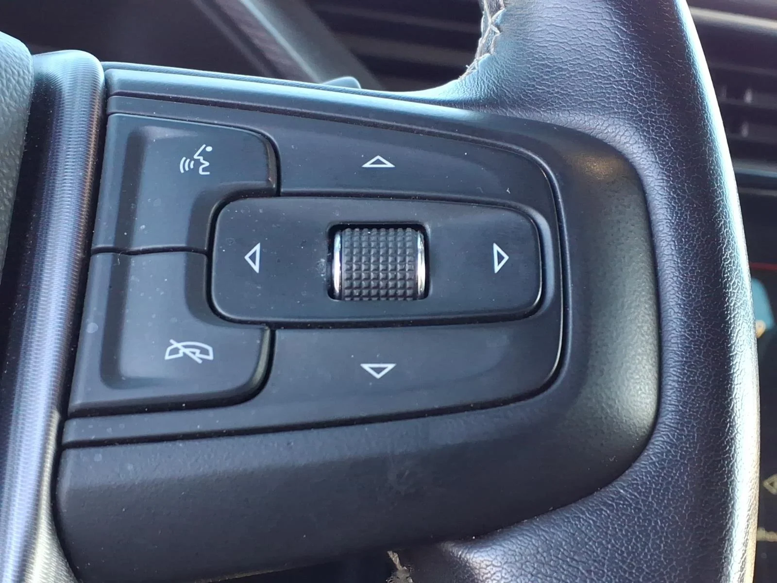 Used 2023 Pacific Blue Metallic GMC Denali Ultimate image 26