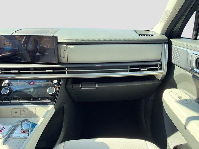 New 2026 Shimmering Silver Hyundai SE image 19