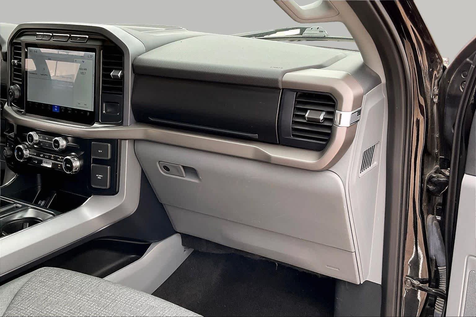 Used 2024 Agate Black Ford XLT image 17
