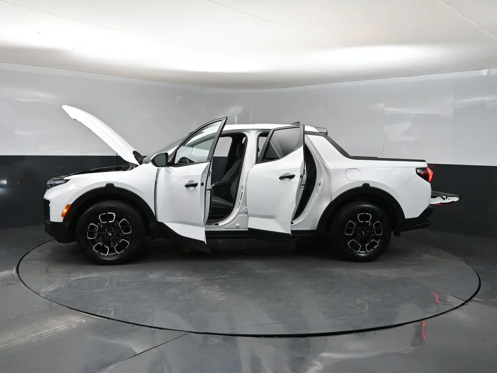 Used 2024 White Hyundai SEL image 42