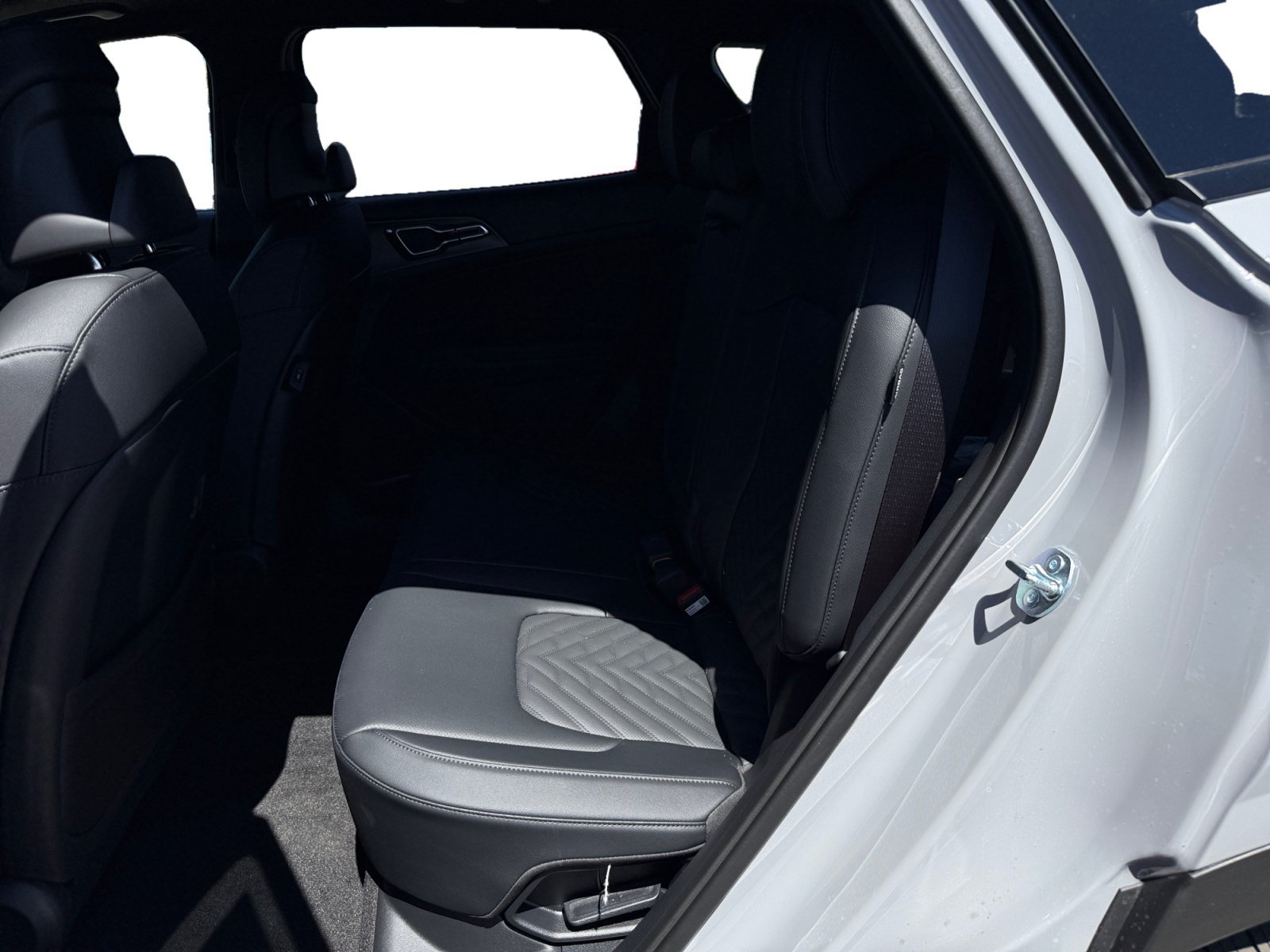 New 2027 Wolf Gray Kia X-Line image 16