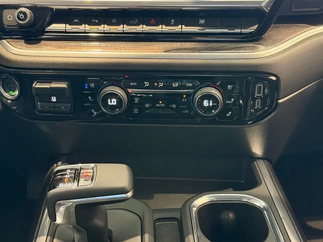 2025 Chevrolet Silverado 1500 LTZ - Photo 34