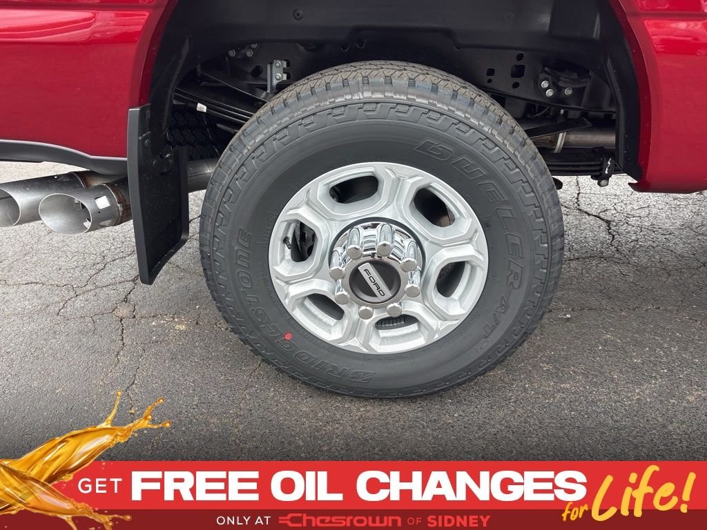New 2026 Ruby Red Metallic Tinted Clearcoat Ford F-250® XLT image 10