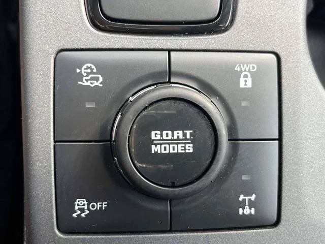 Certified Used 2022 Oxford White Ford Badlands image 32