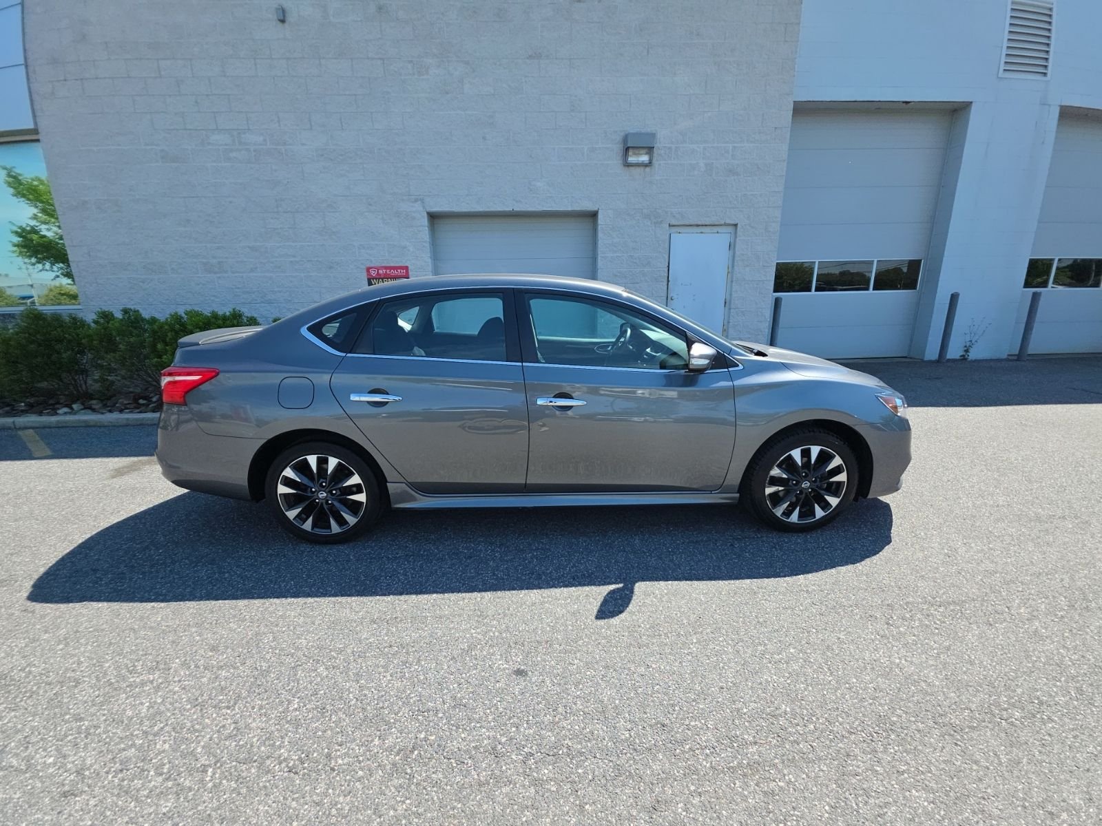 Used 2017 Gray Nissan SR image 8
