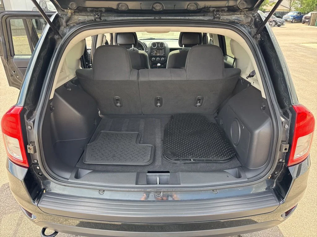 Used 2013 Black Forest Green Pearlcoat Jeep Latitude image 36