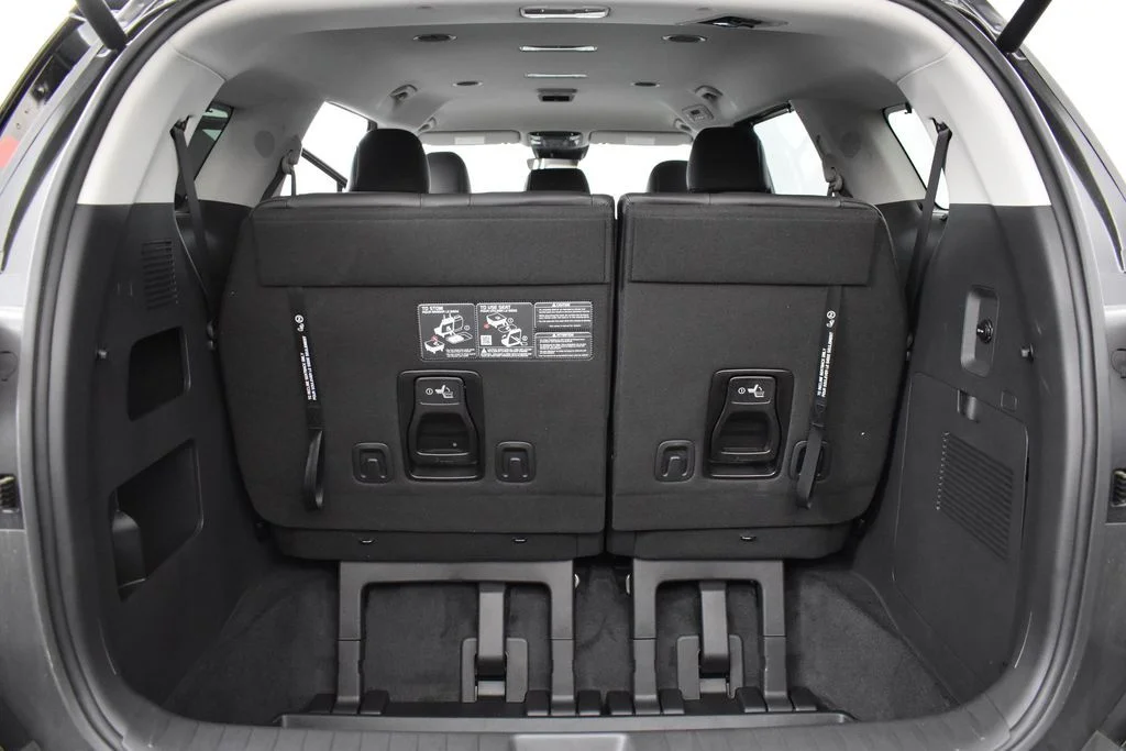 2026 Kia Carnival EX - Photo 21
