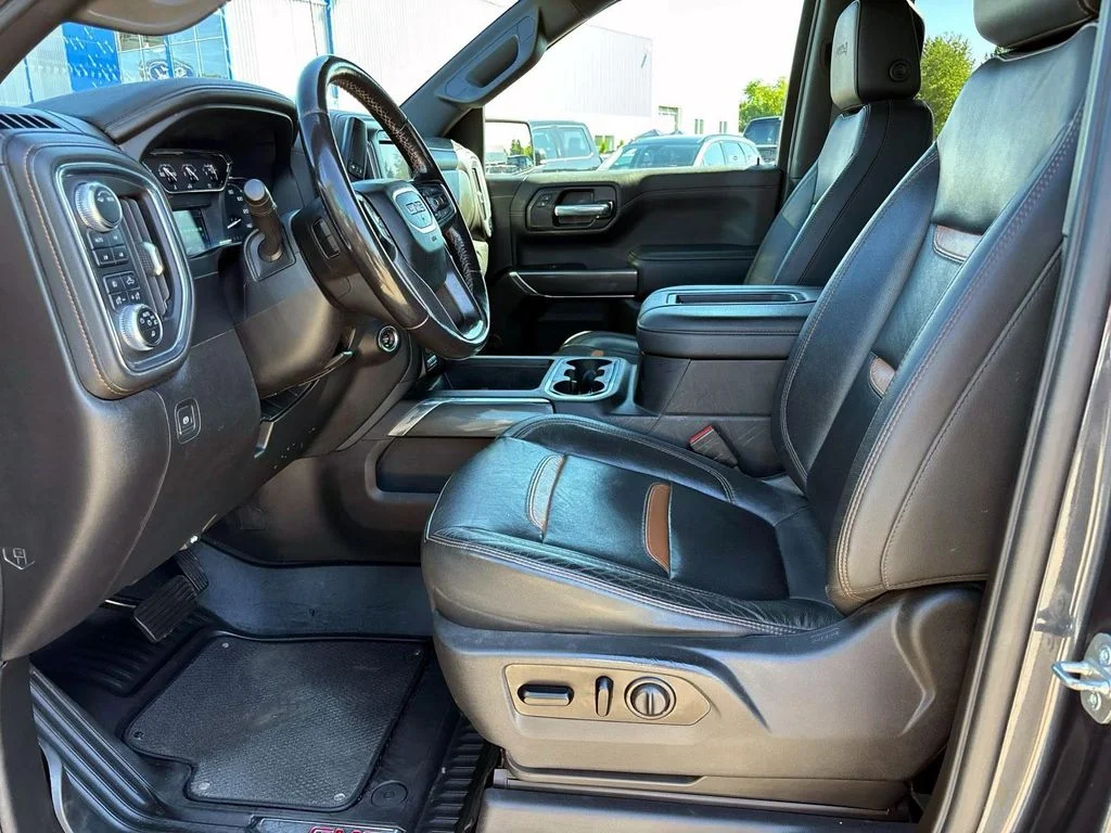 Used 2021 Sky GMC AT4 image 9