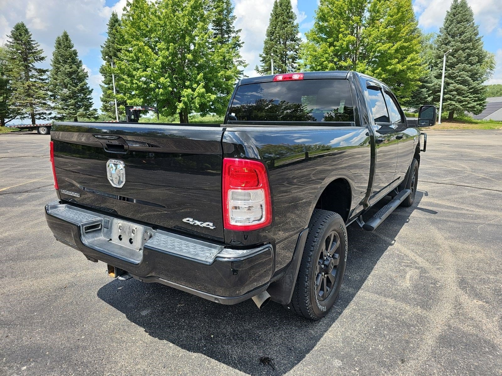 Certified Used 2023 Diamond Black Crystal Pearlcoat Ram Big Horn image 5