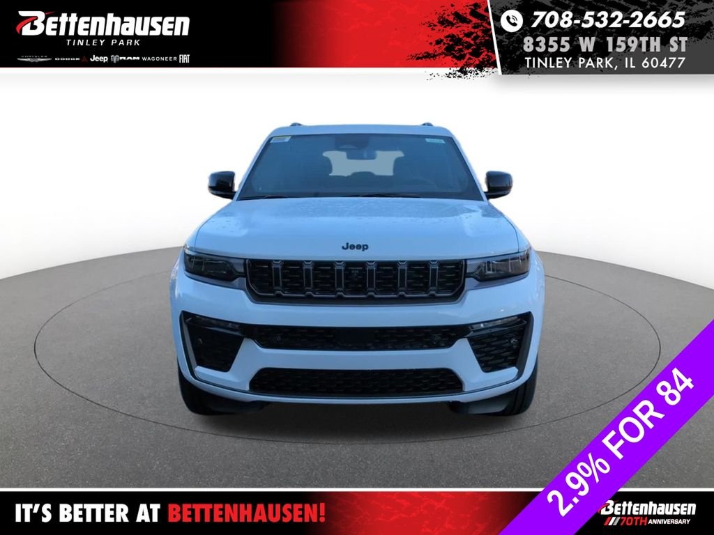 New 2026 Bright White Clear-Coat Exterior Paint Jeep Limited Reserve image 2