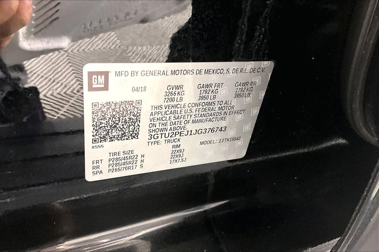 Used 2018 Onyx Black GMC Denali image 34